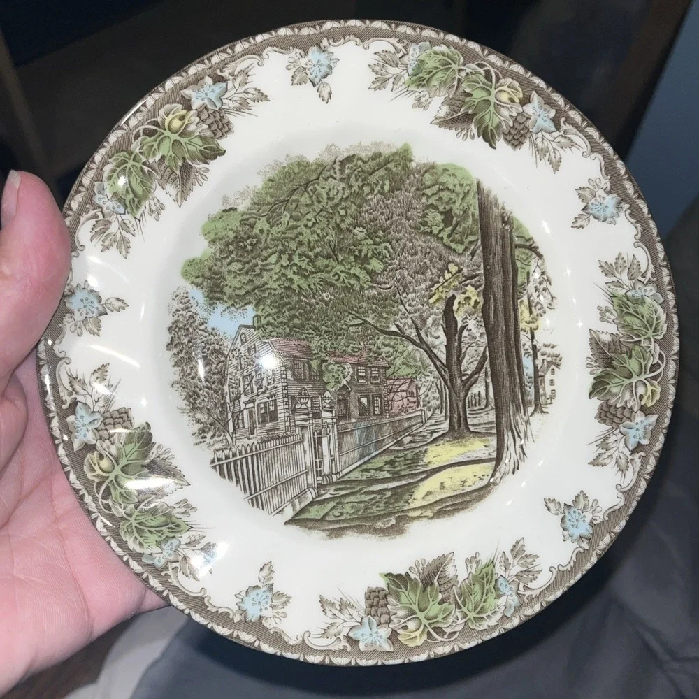 VTG Johnson Bros Friendly VillageBuffef Plate 'The Village Street'  6.3/4 Set Of